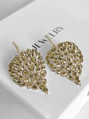 LAST ONE Leaf Stud Earrings 925 Sterling Silver 18k Gold Plated Green Sapphire